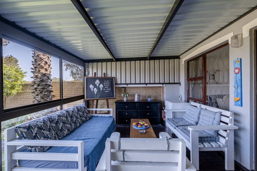 2 Bedroom Property for Sale in Kabega Park Eastern Cape